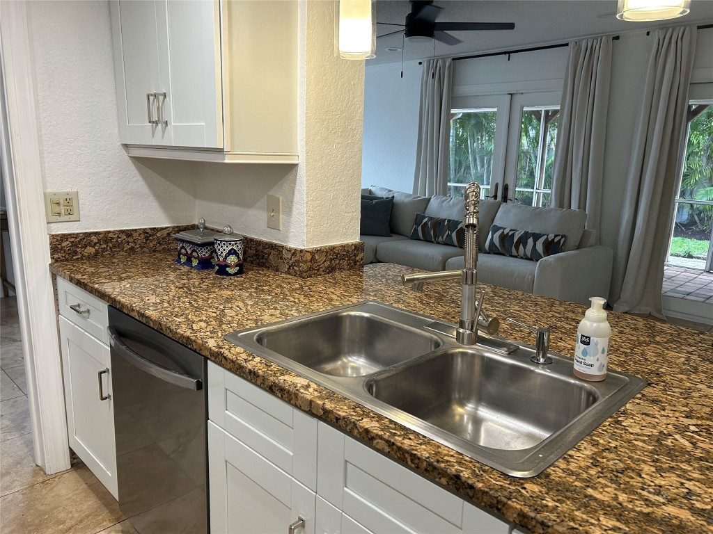 Venetian Isles 3rd Sec 47 - Residential Lease