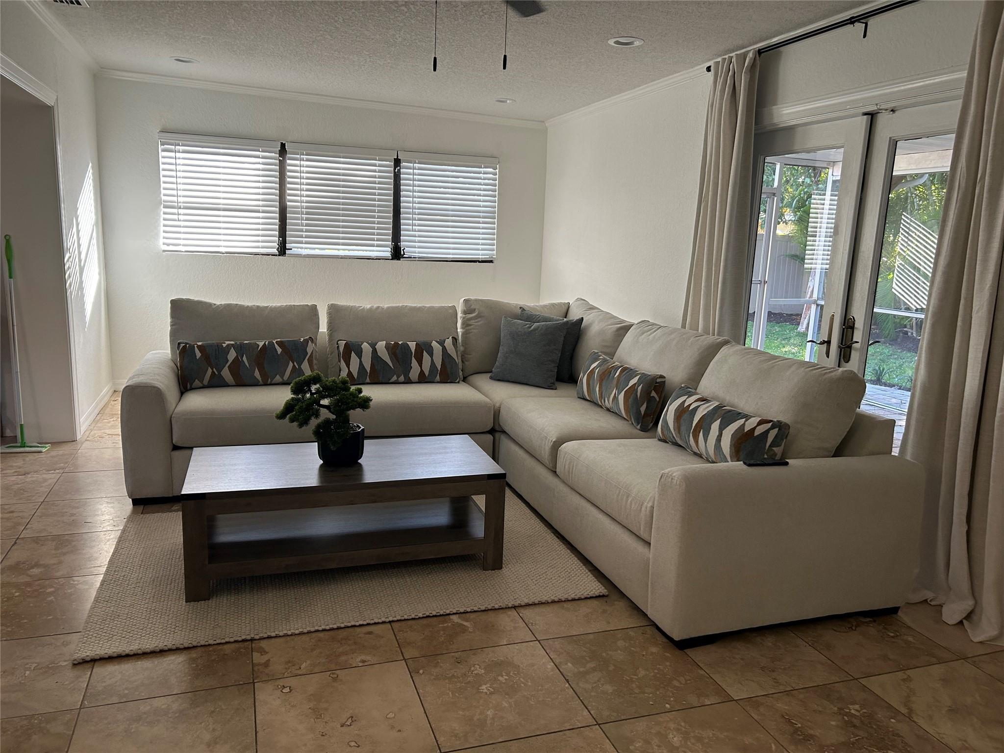 Venetian Isles 3rd Sec 47 - Residential Lease