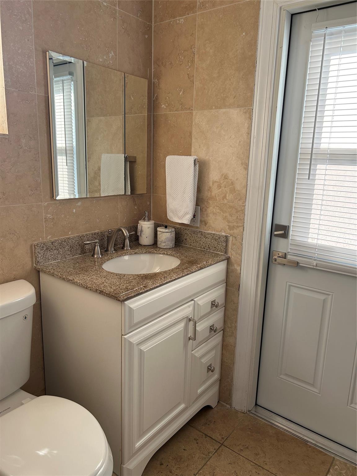 Venetian Isles 3rd Sec 47 - Residential Lease