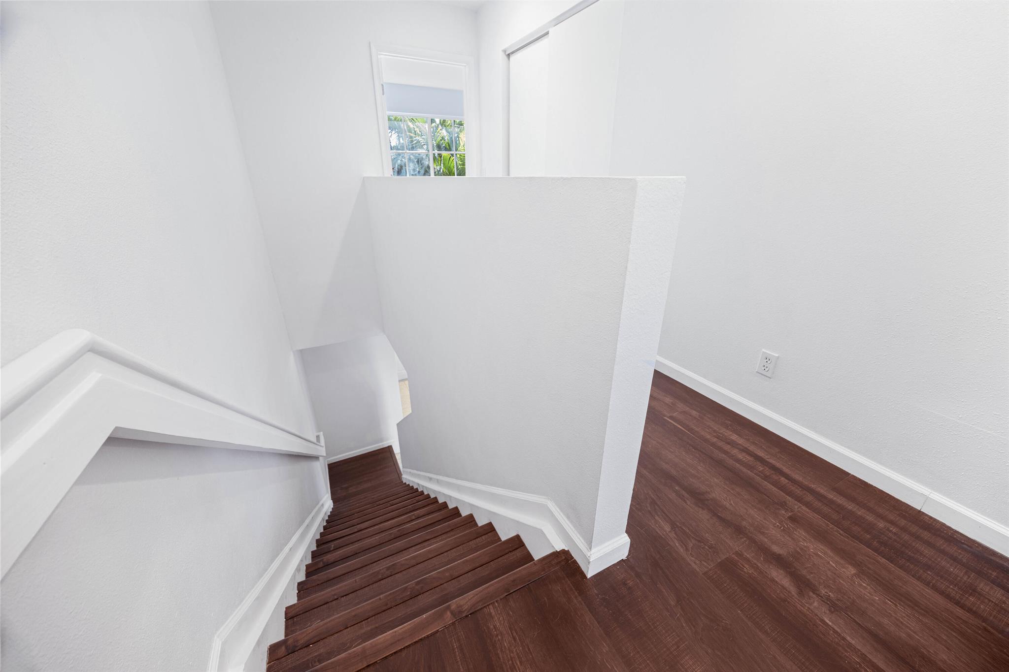 LYMAN VLG - Residential