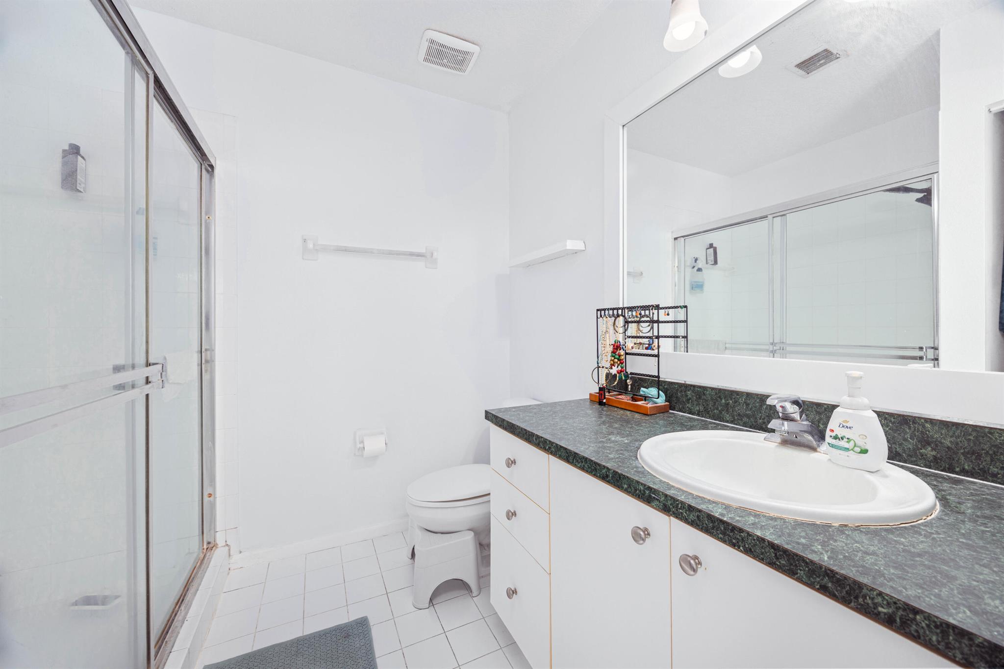 LYMAN VLG - Residential