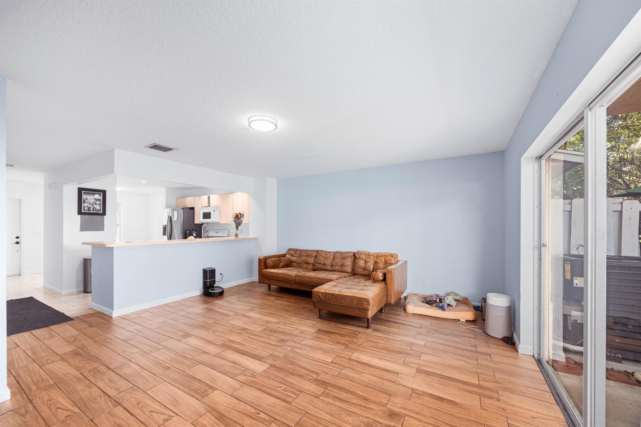 LYMAN VLG - Residential