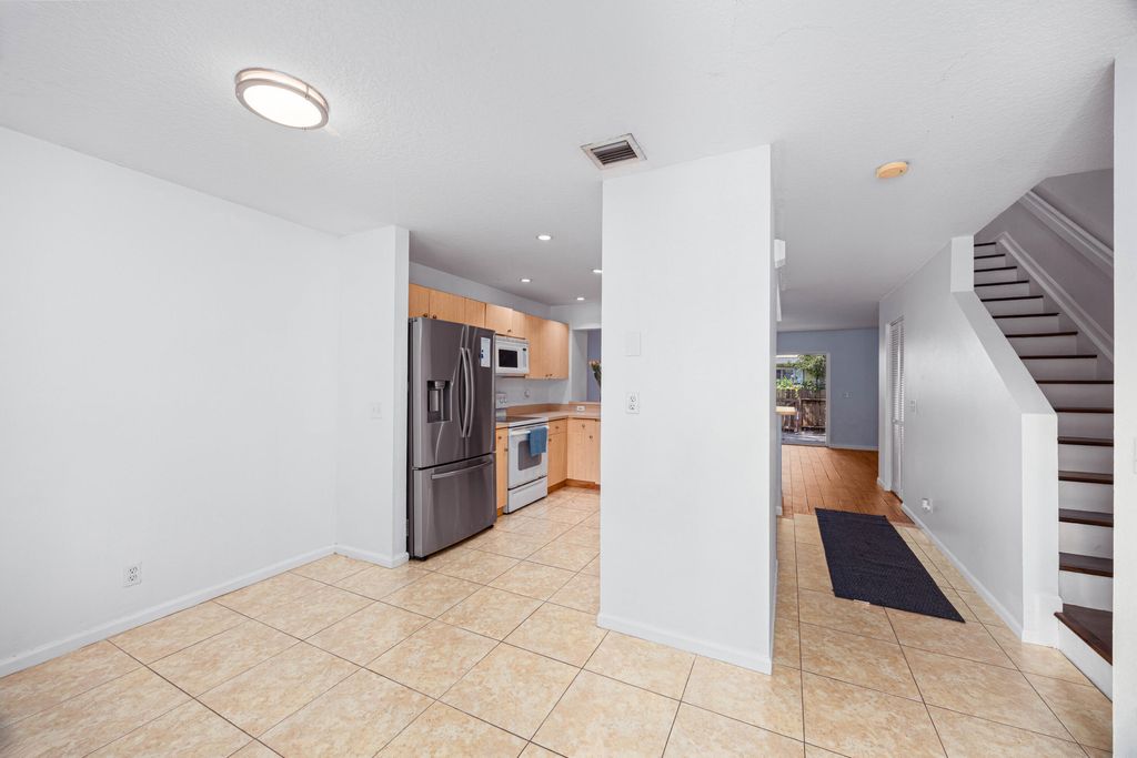 Photo of 507 E Coast Avenue, Lantana, FL 33462 (MLS # R11124161)