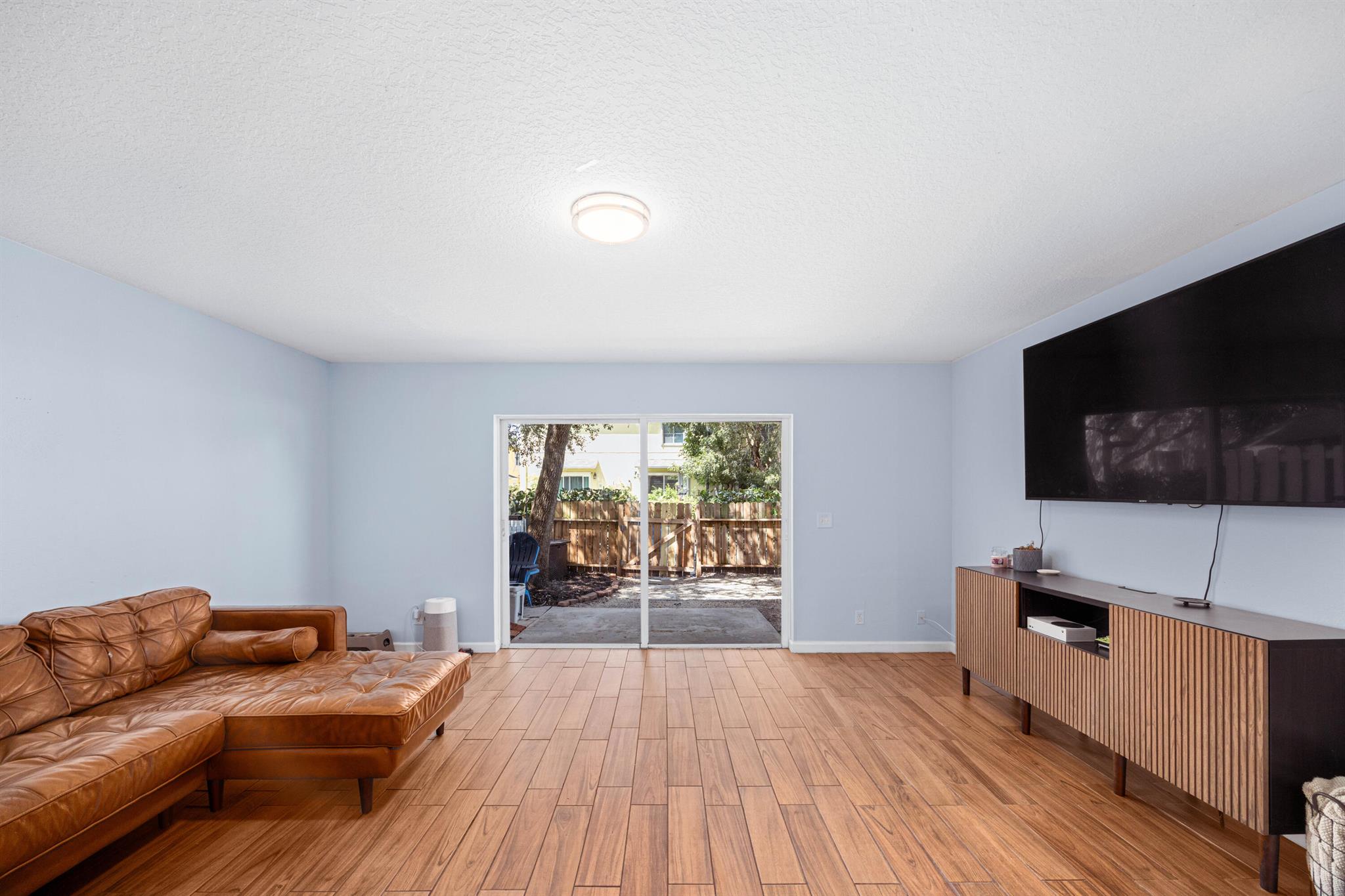 LYMAN VLG - Residential