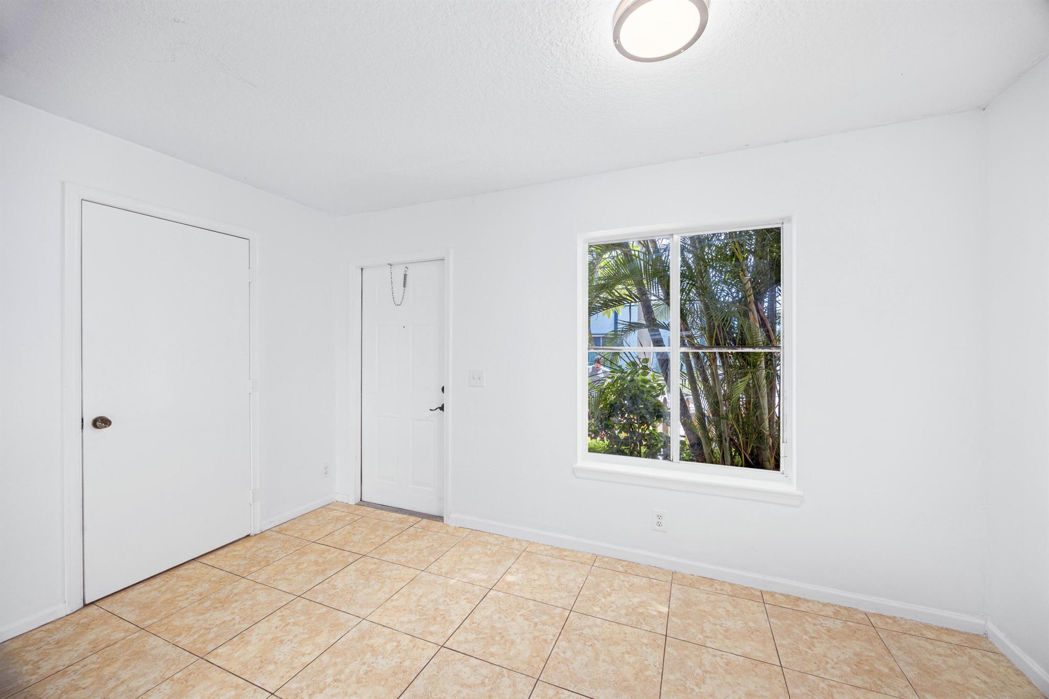 LYMAN VLG - Residential