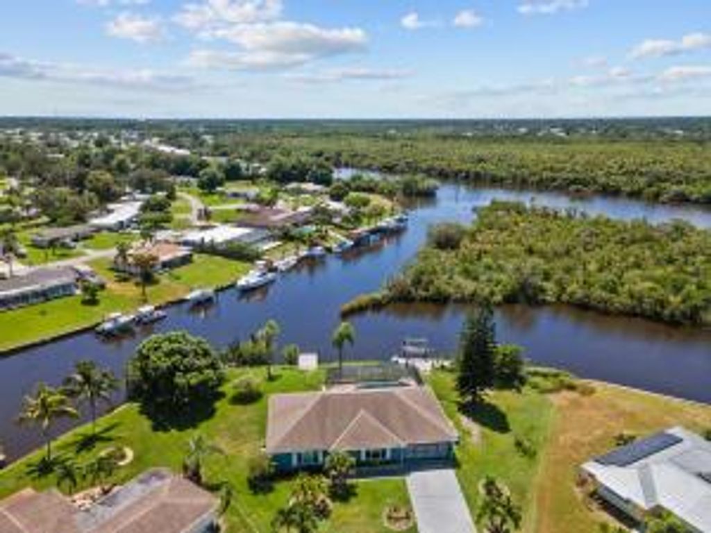 Photo of 121 Rio Mar Court, Port St Lucie, FL 34952 (MLS # R10911750)