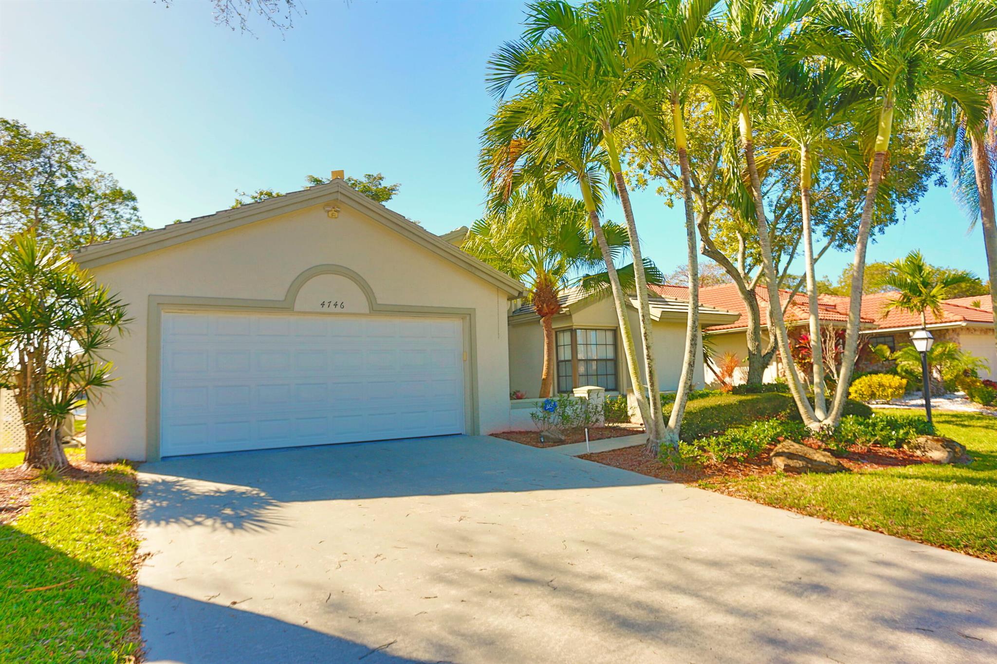 Windward Palm Beach - Residential