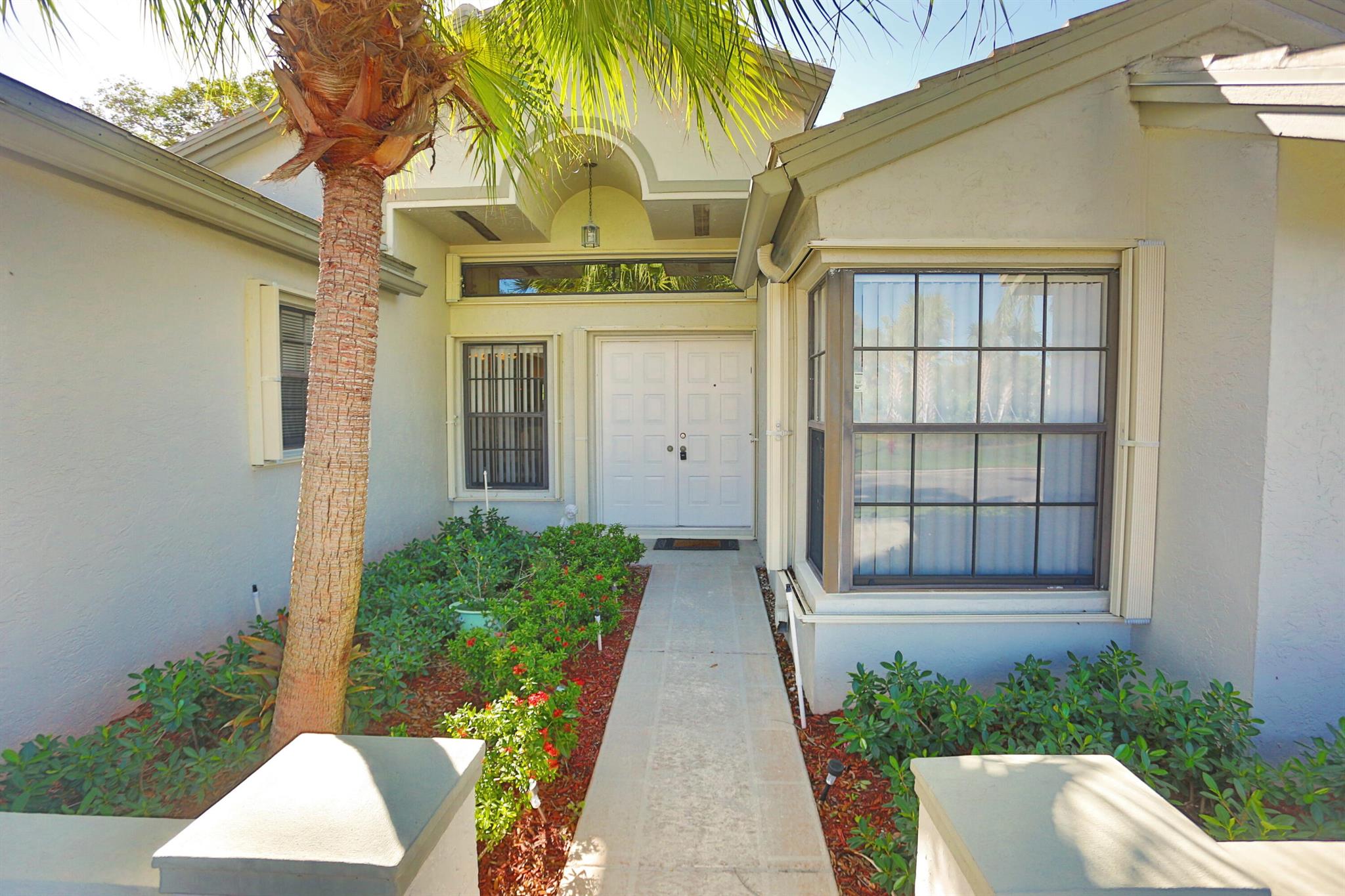 Windward Palm Beach - Residential