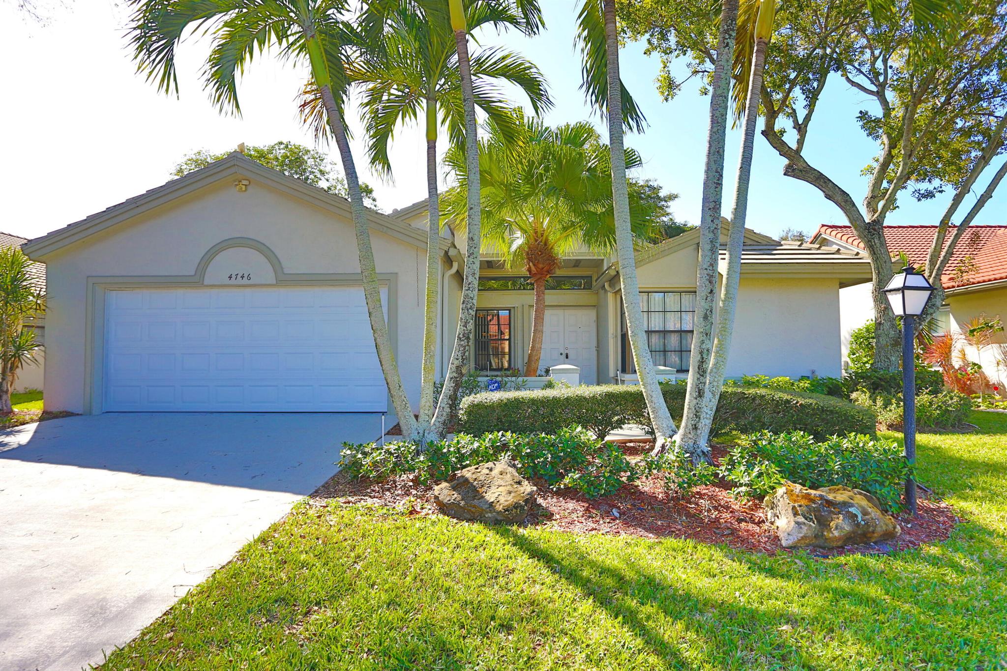 Windward Palm Beach - Residential