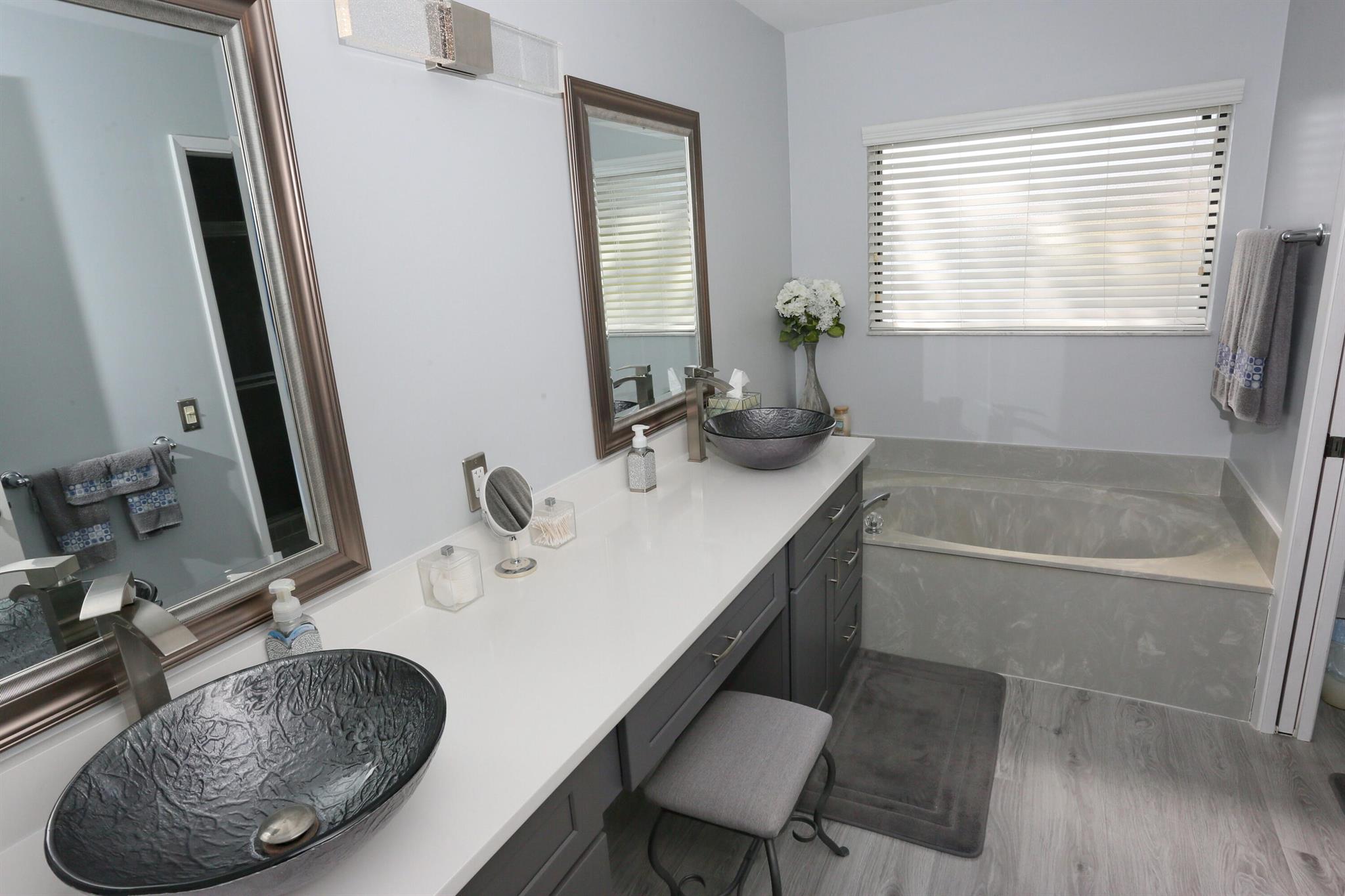 Windward Palm Beach - Residential