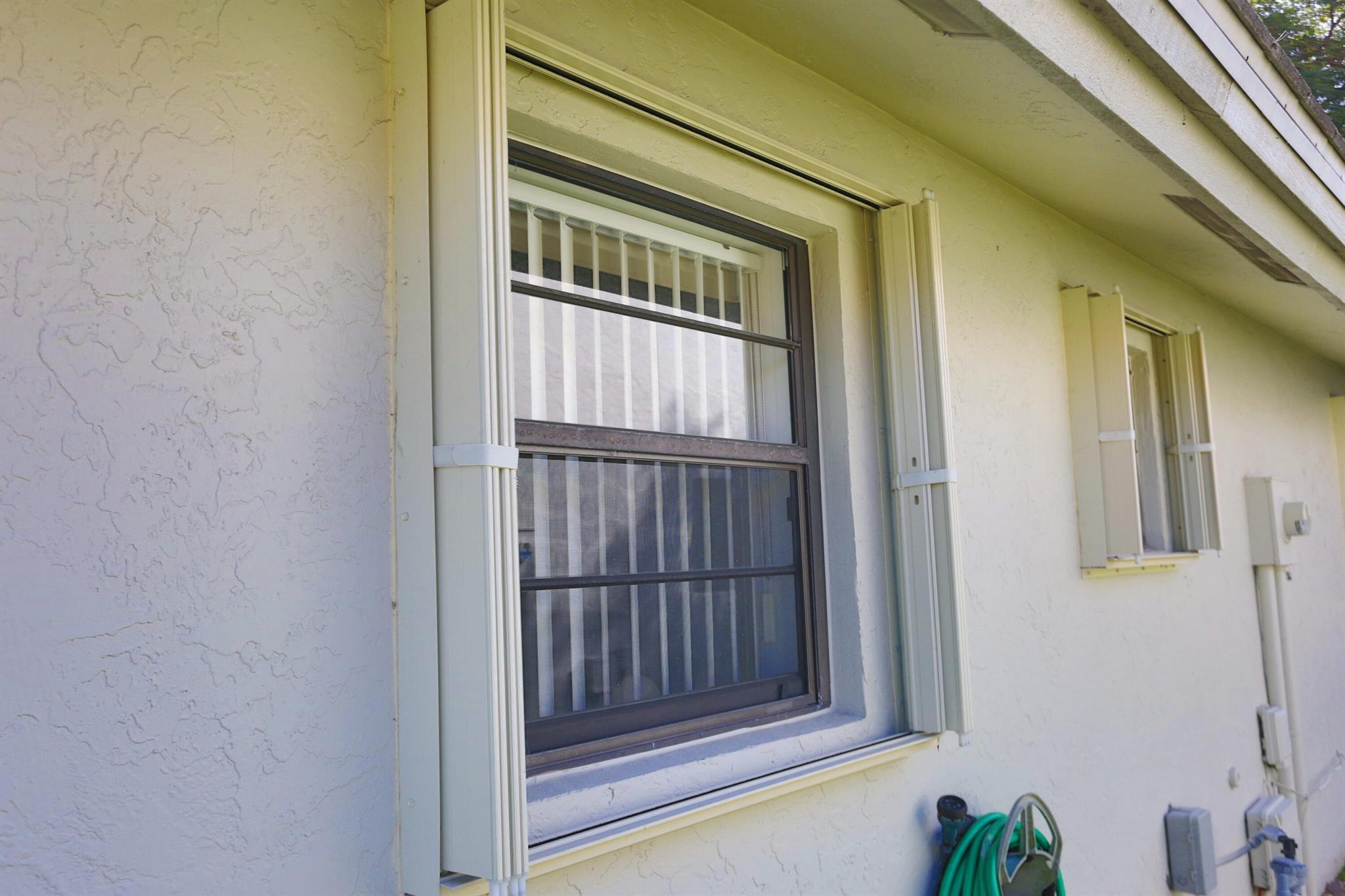 Windward Palm Beach - Residential