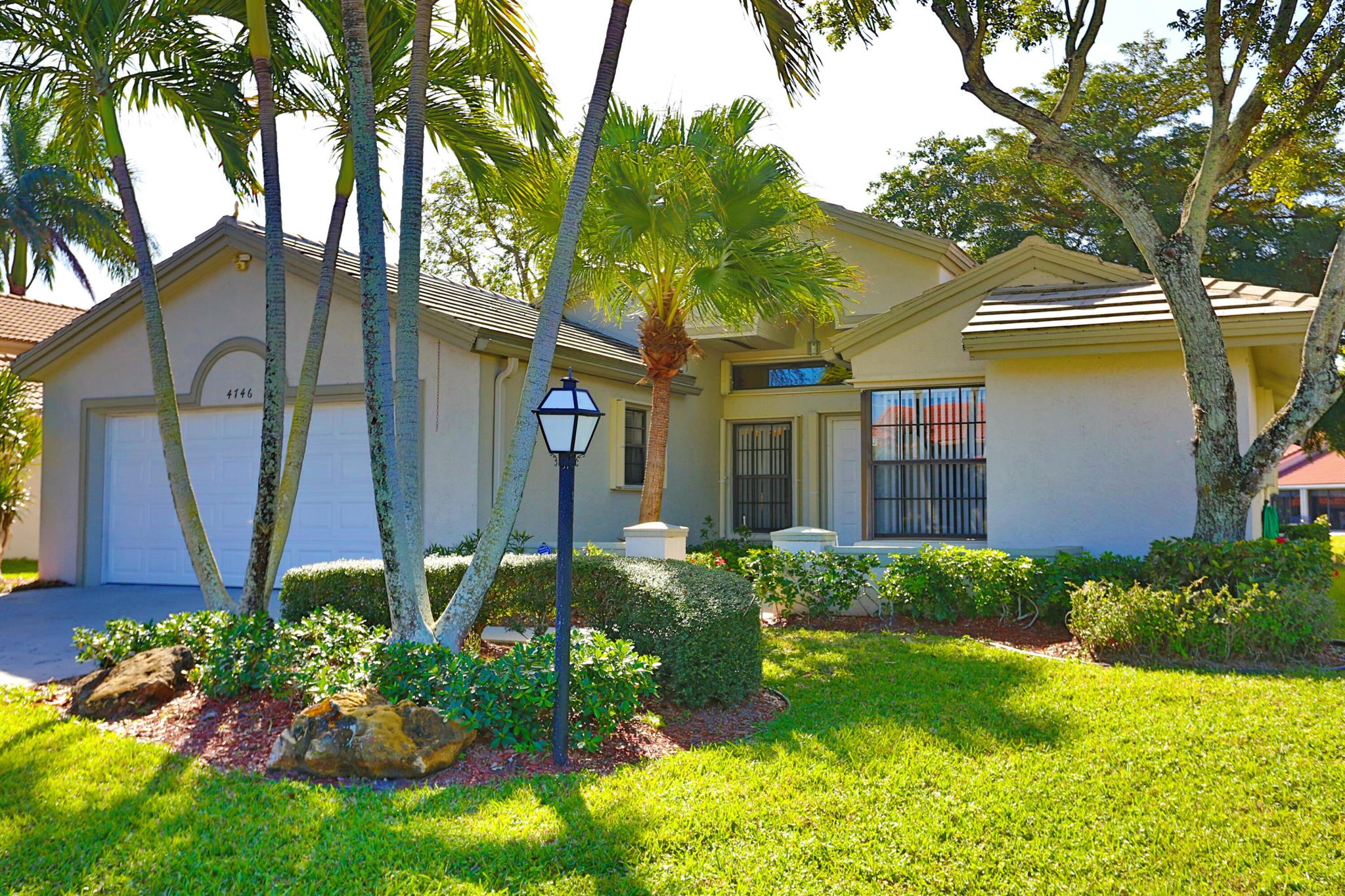 Windward Palm Beach - Residential