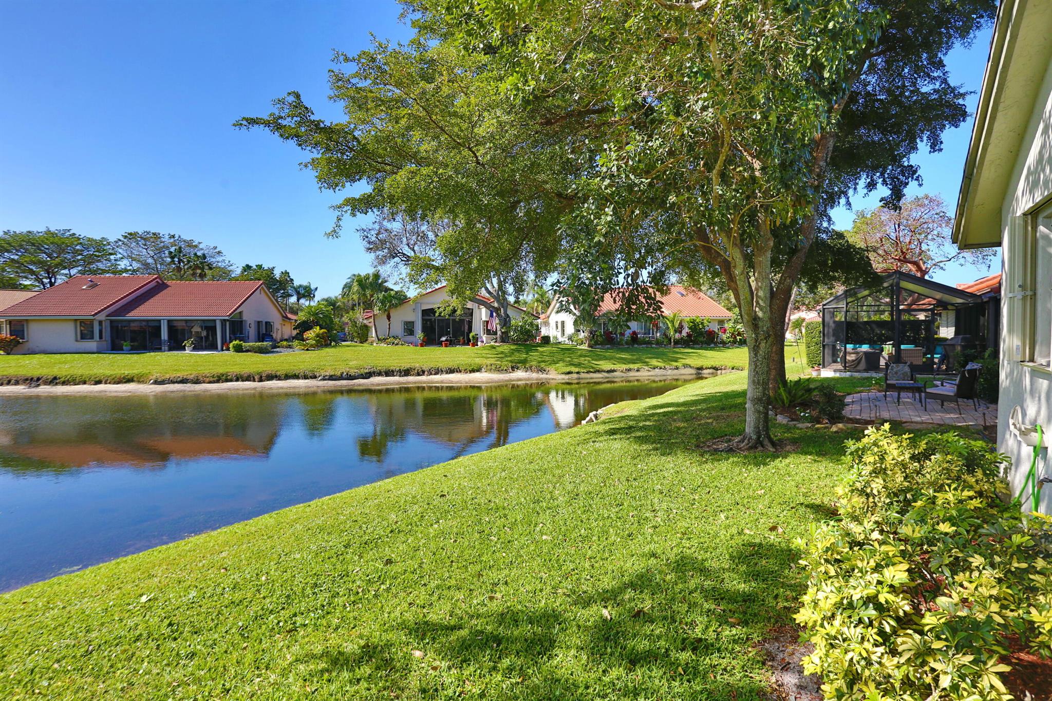 Windward Palm Beach - Residential