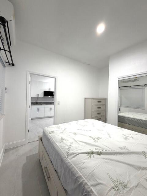 PORT ST LUCIE SECTION 7 - Residential Lease