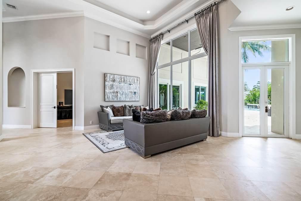 CAPTAINS KEY - Residential