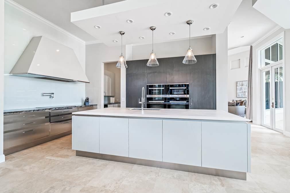 CAPTAINS KEY - Residential