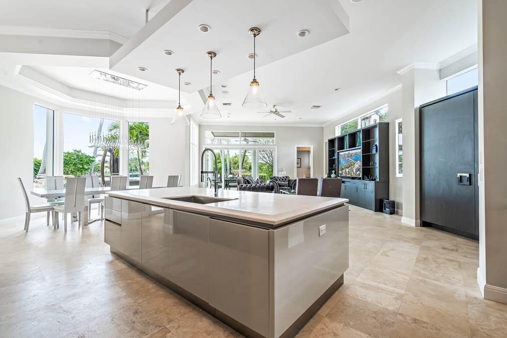 CAPTAINS KEY - Residential