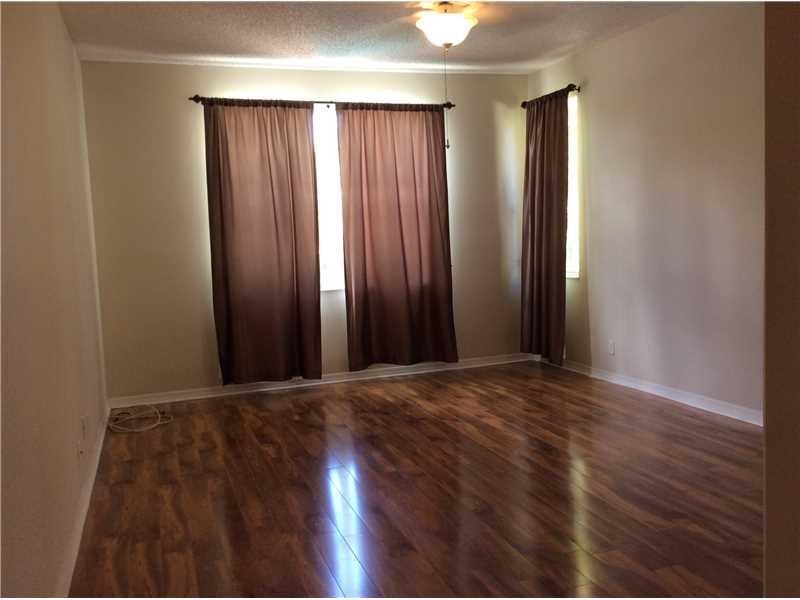 PARKWOOD IX 153-28 B - Residential Lease