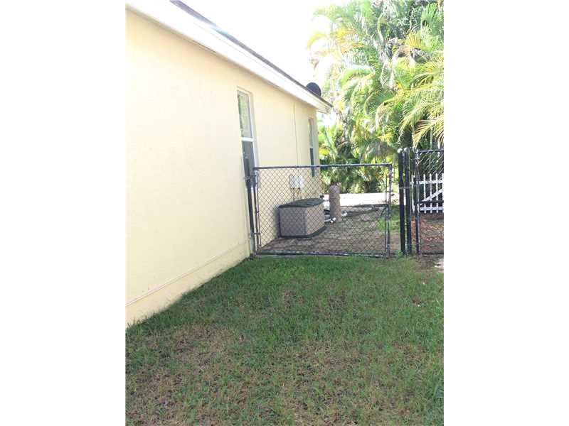 PARKWOOD IX 153-28 B - Residential Lease