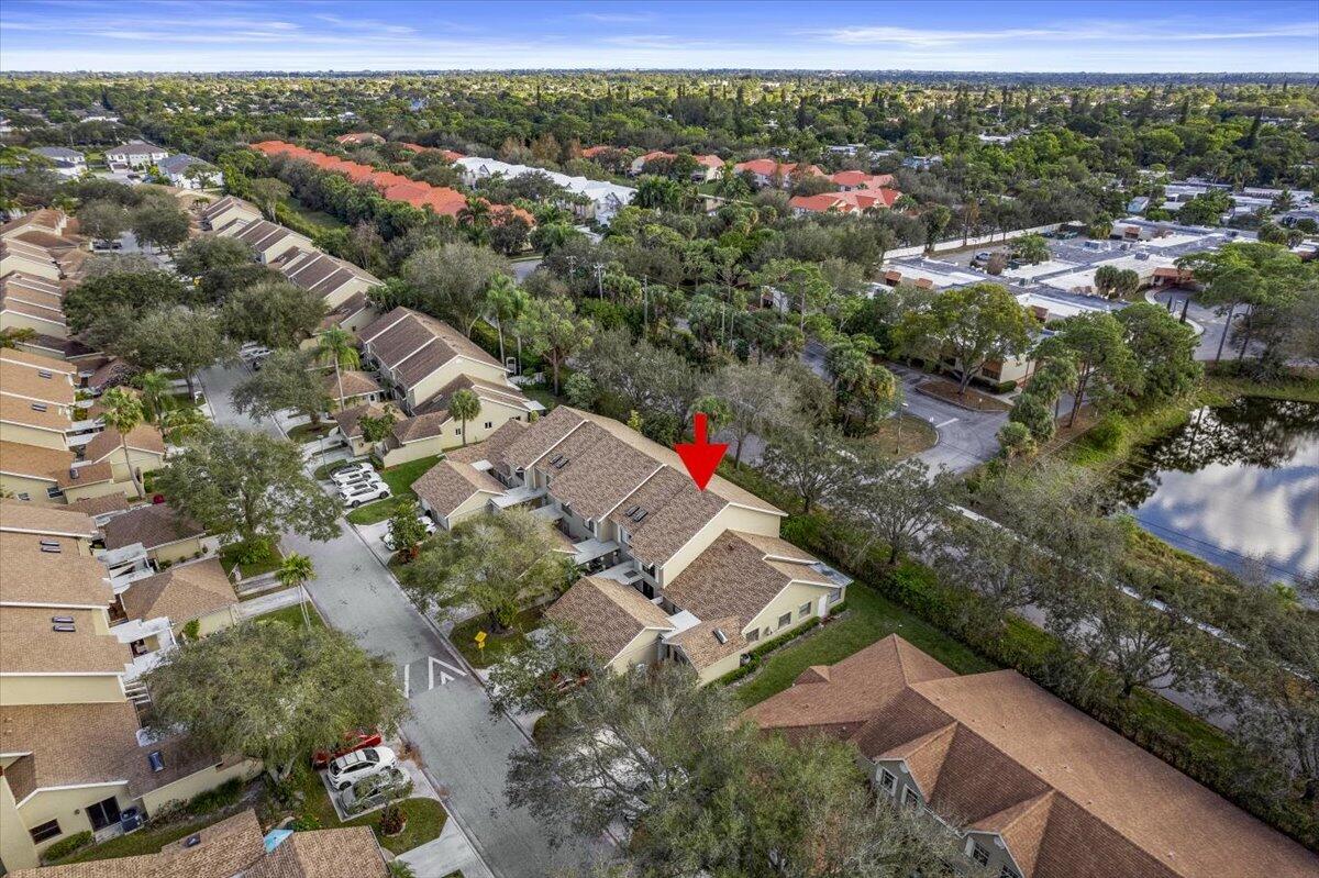 JOGGERS RUN - Residential