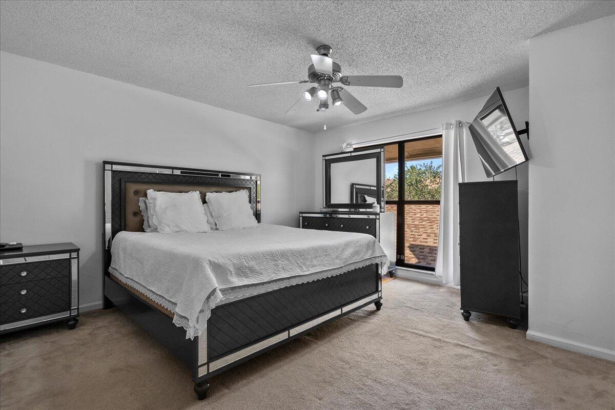 JOGGERS RUN - Residential