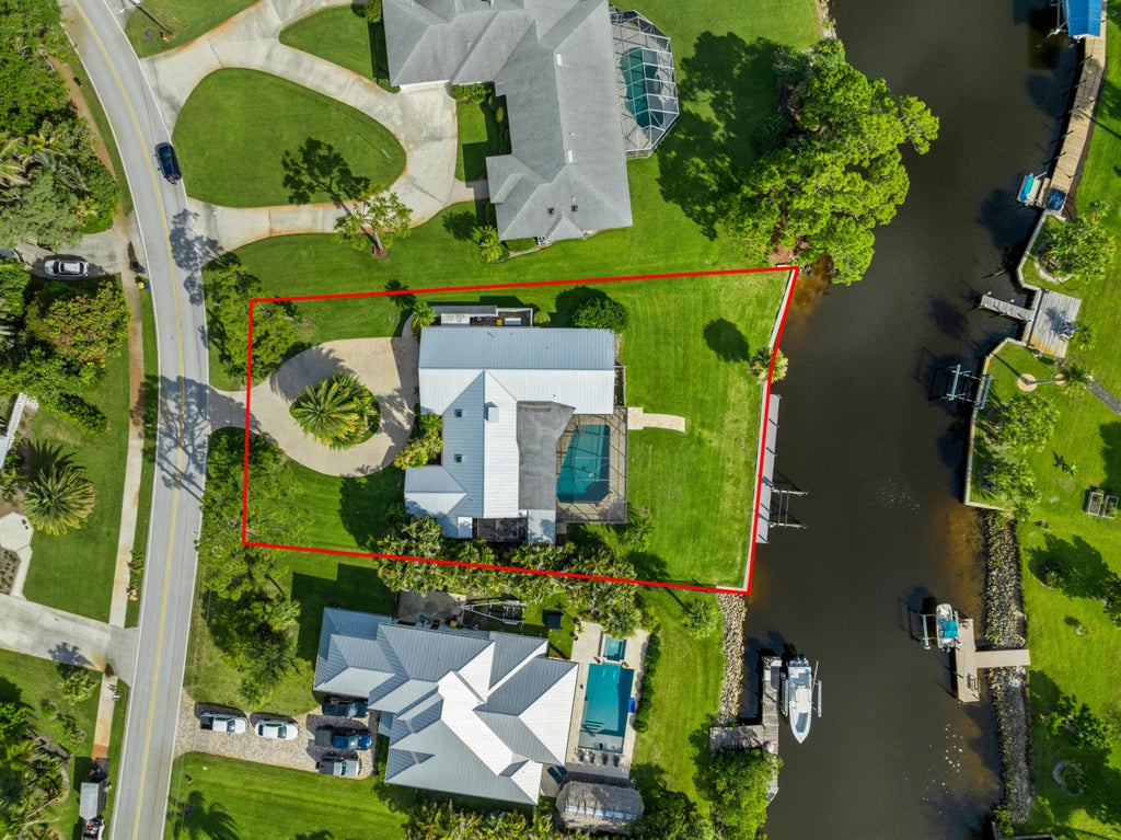 Photo of 1310 NW LAKESIDE Trail, Stuart, FL 34994 (MLS # B26057908)
