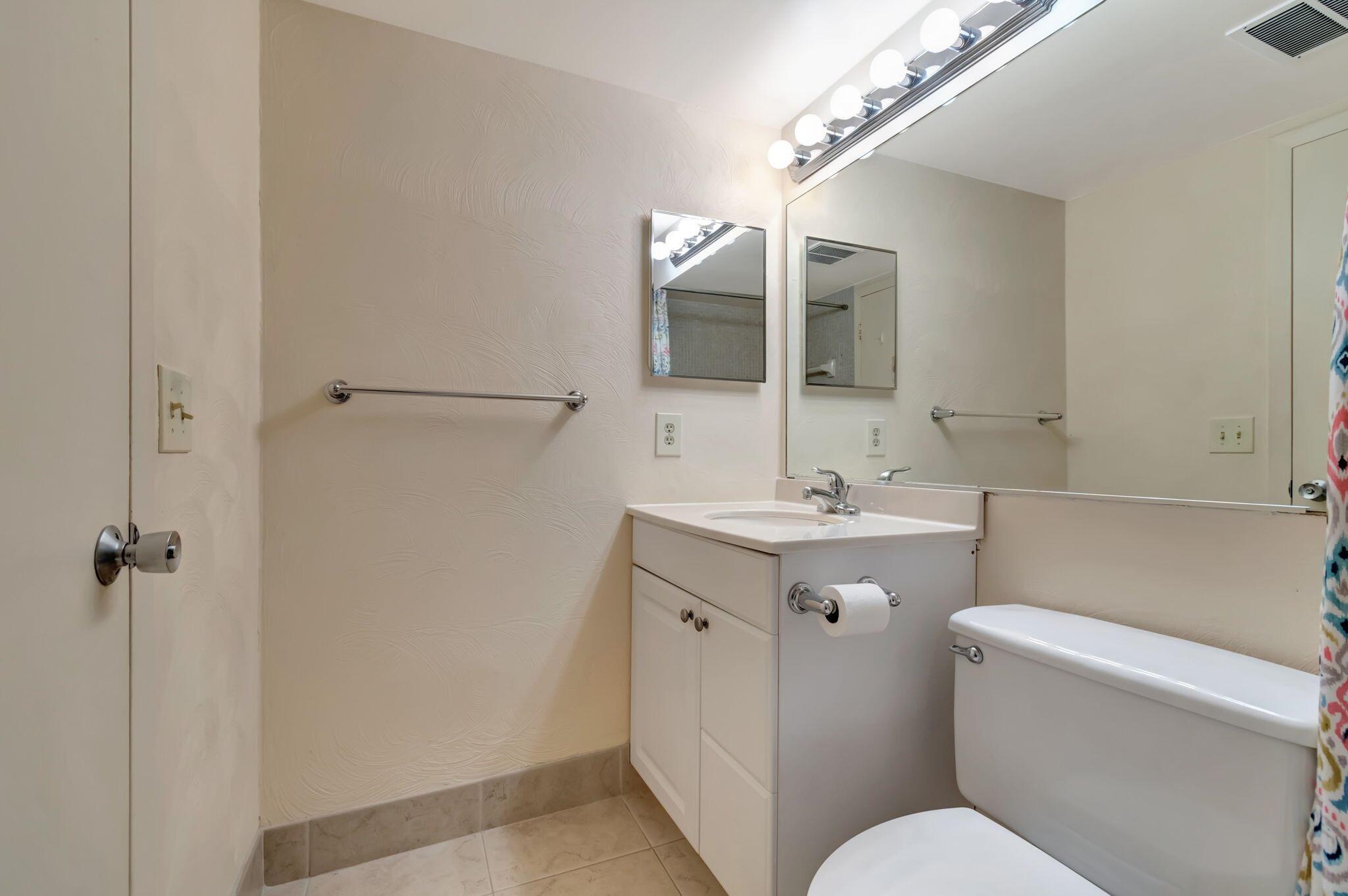 CENTURY VILLAGE - Residential Lease