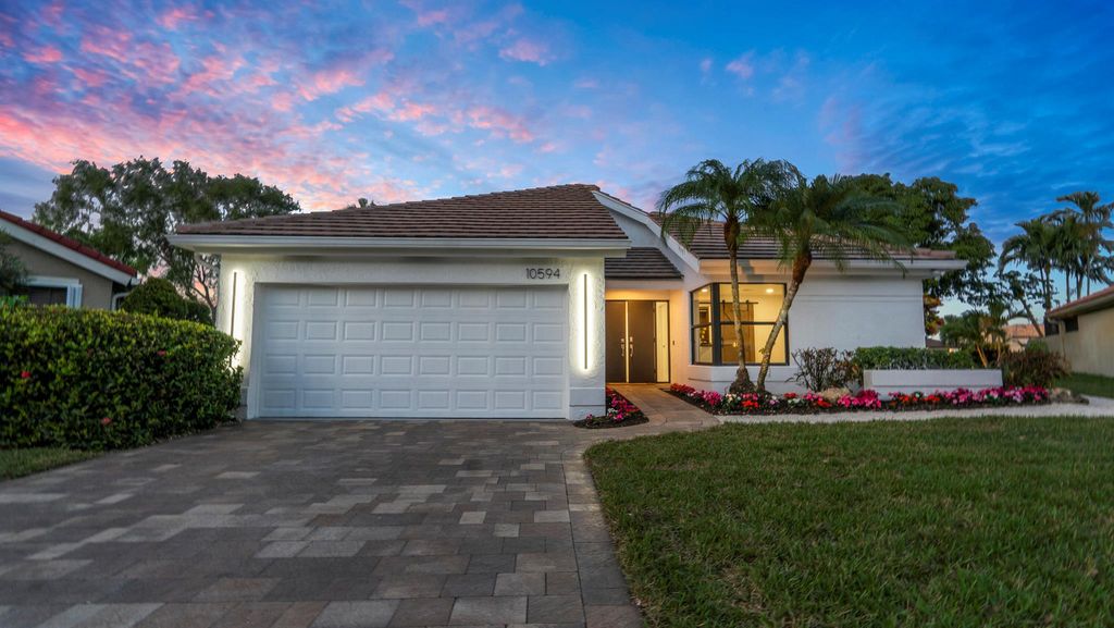 Photo of 10594 Crystal Lake Drive, Boca Raton, FL 33428 (MLS # R10943398)