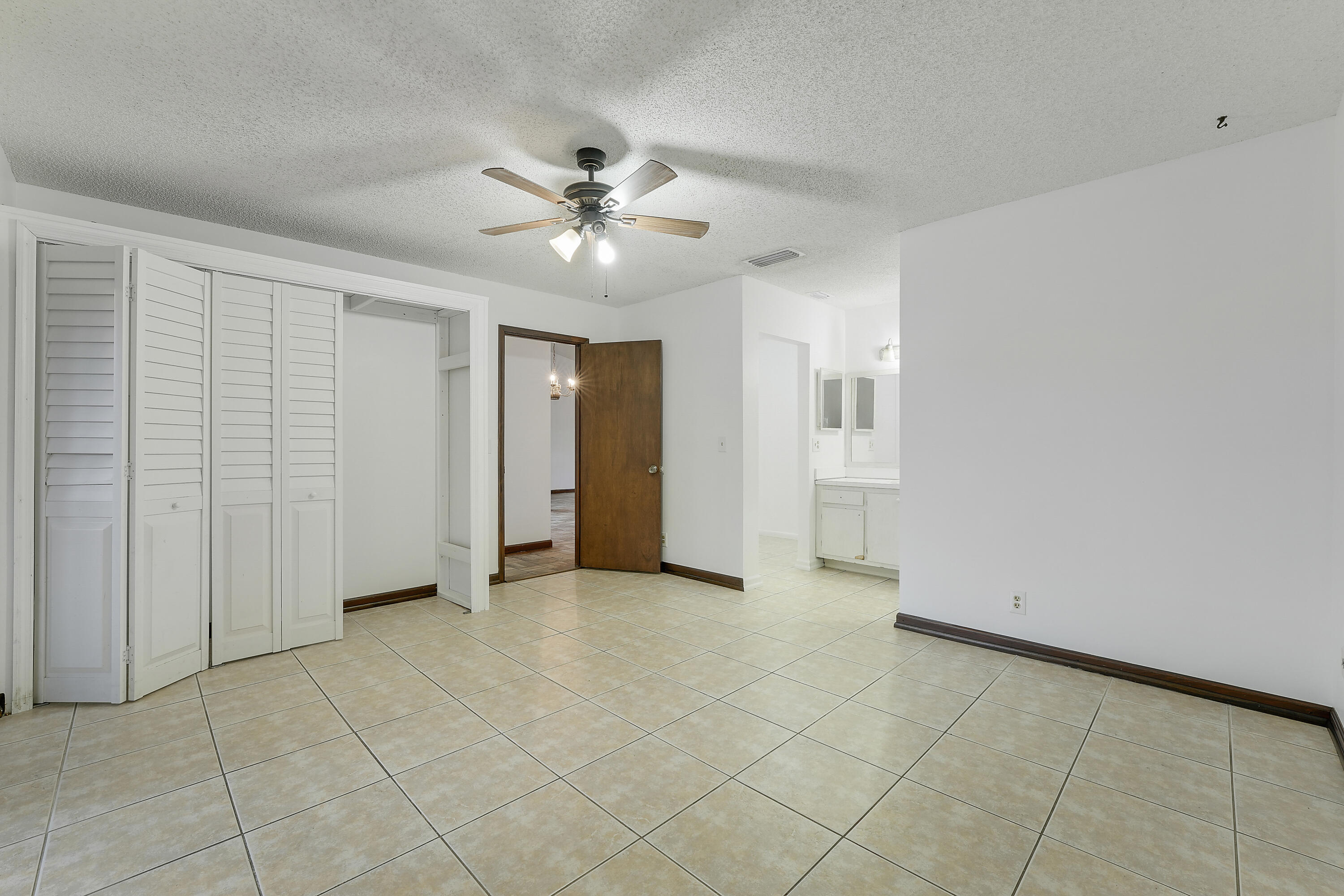 JUPITER VILLAGE TOWNHOMES CONDO - Residential