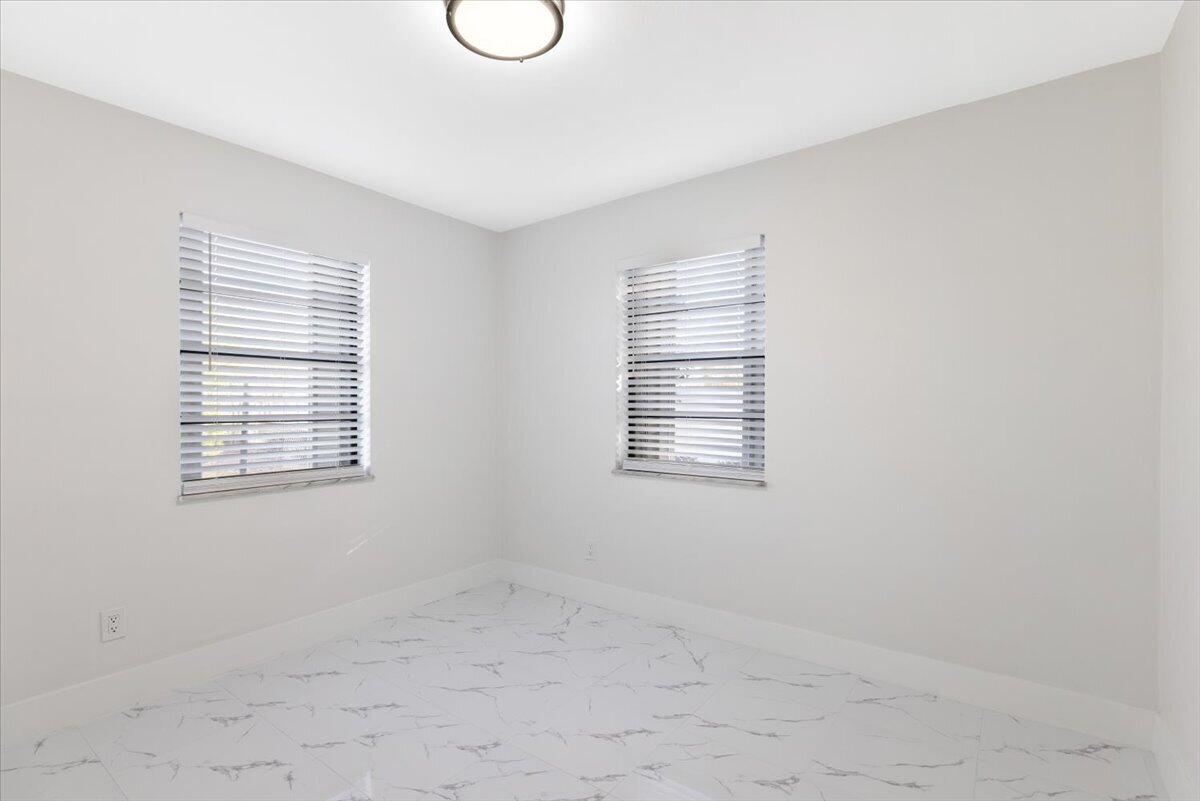 RIVER PARK UNIT 5 - Residential