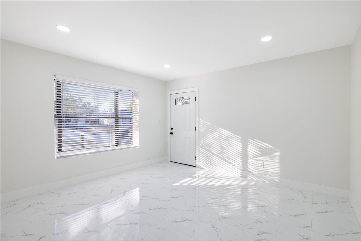 RIVER PARK UNIT 5 - Residential