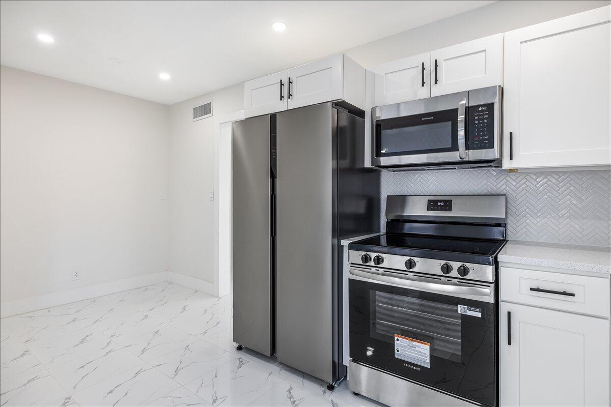 RIVER PARK UNIT 5 - Residential