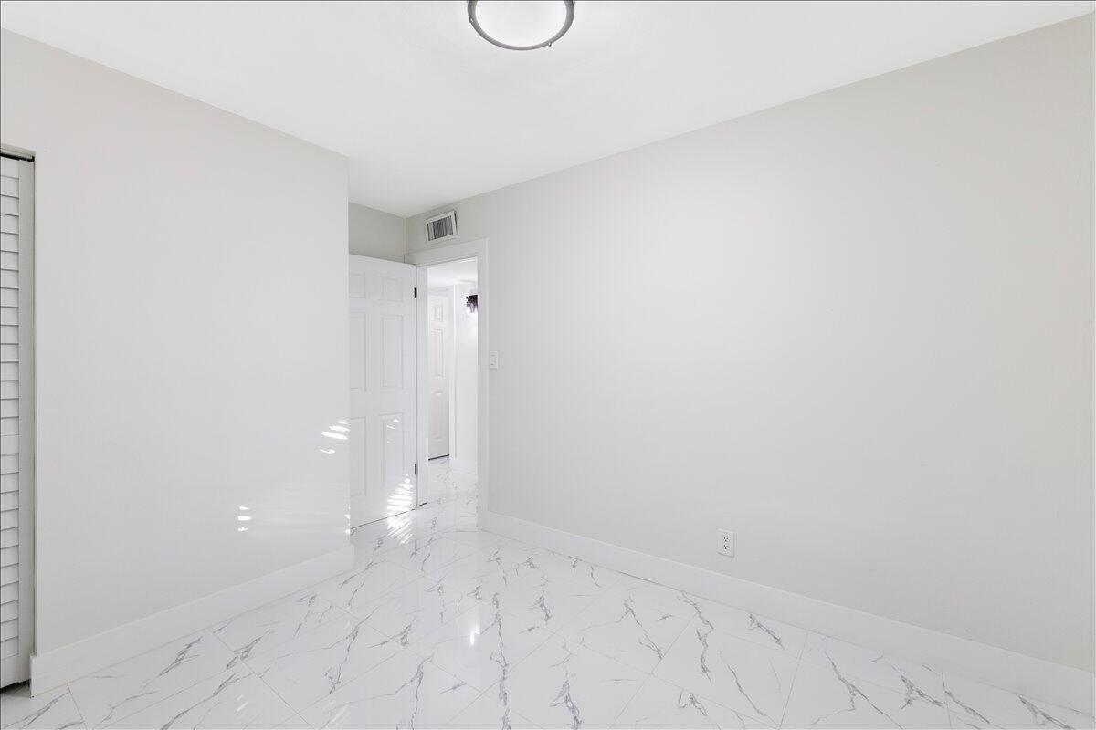 RIVER PARK UNIT 5 - Residential