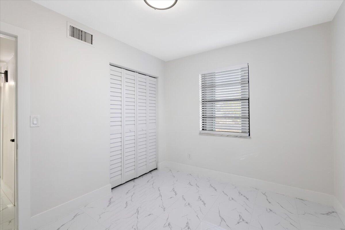 RIVER PARK UNIT 5 - Residential