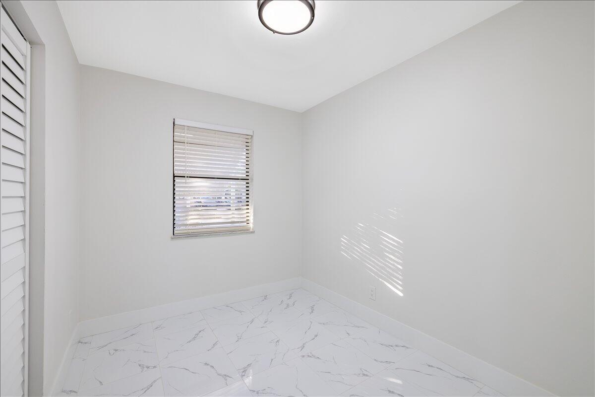 RIVER PARK UNIT 5 - Residential