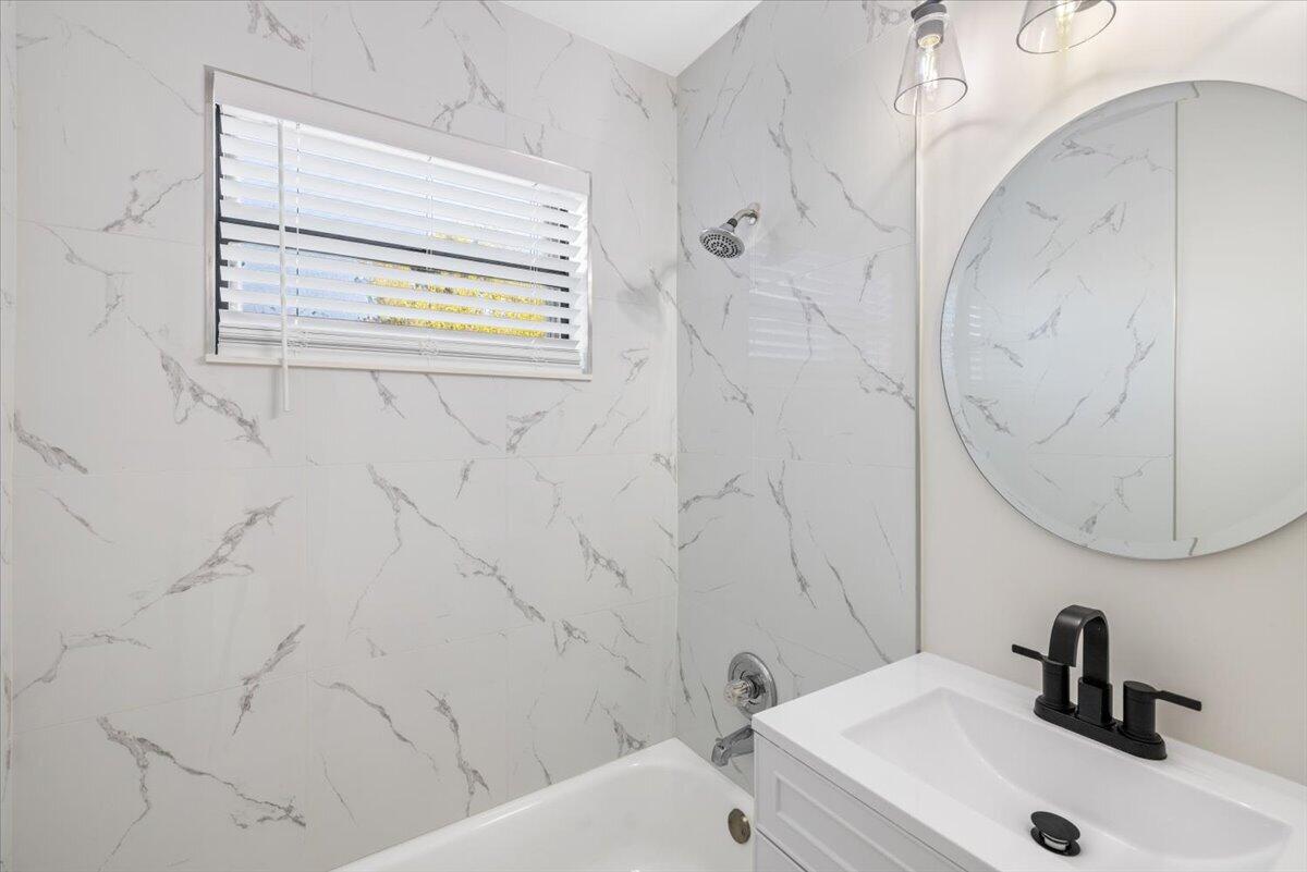 RIVER PARK UNIT 5 - Residential