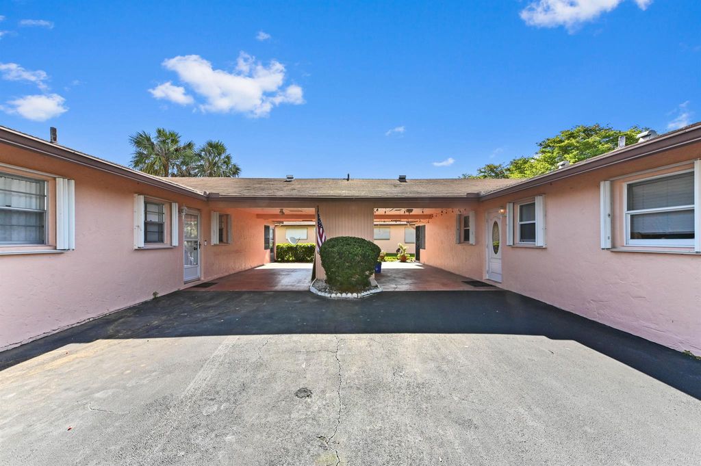 Photo of 357 Flamingo Lane, Delray Beach, FL 33445 (MLS # R11037891)