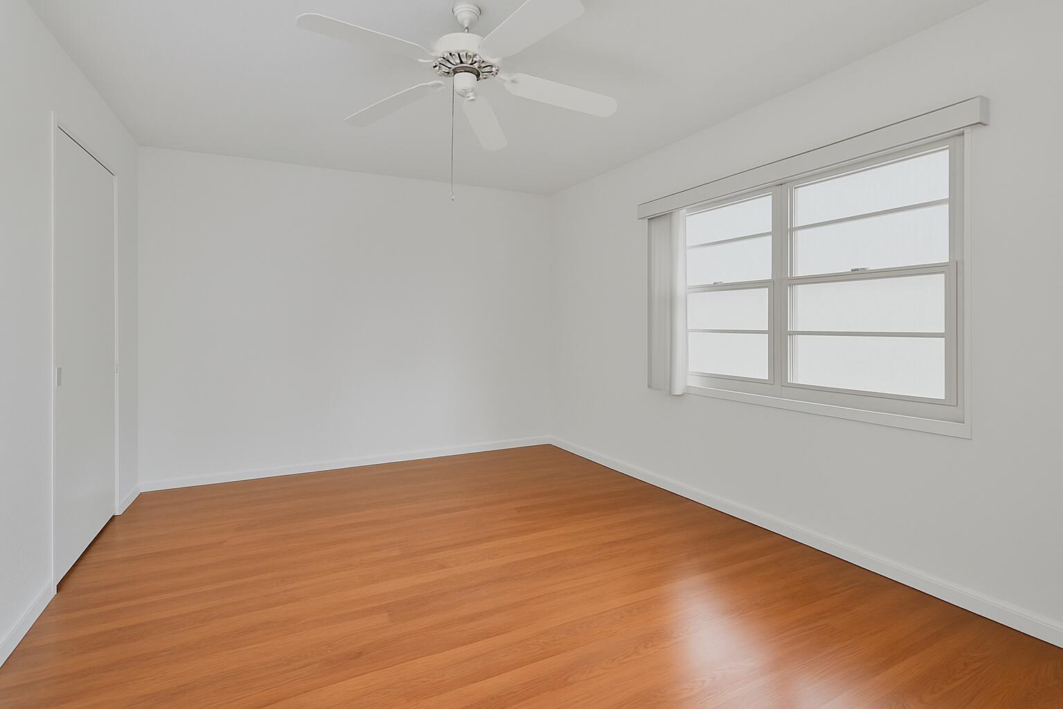MERIDIAN CONDO 9 - Residential