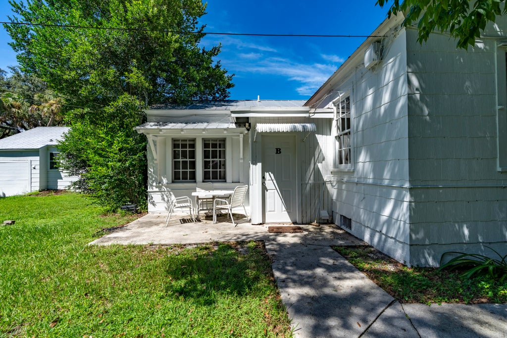 Photo of 1837 22nd Avenue #Unit B, Vero Beach, FL 32960 (MLS # B26075006)