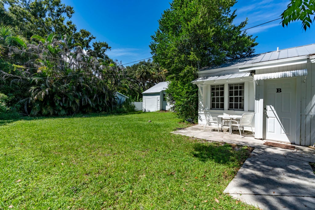 Photo of 1837 22nd Avenue #Unit B, Vero Beach, FL 32960 (MLS # B26075006)