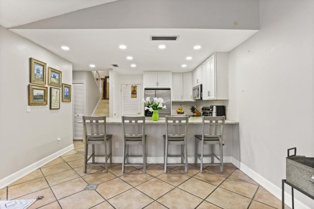 Photo of 4652 Holly Lake Drive, Lake Worth, FL 33463 (MLS # R11085532)