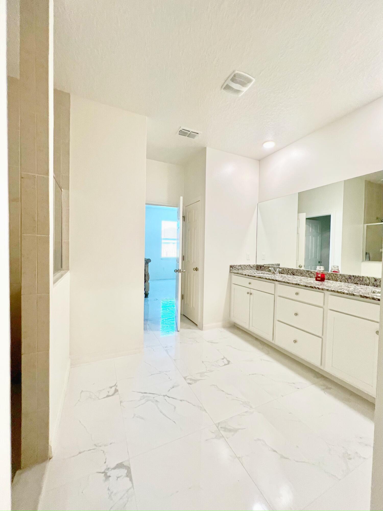 PORT ST LUCIE SECTION 4 - Residential