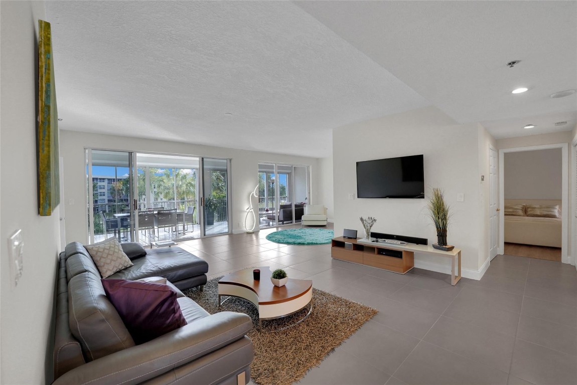 4108 W Palm Aire Drive 83B