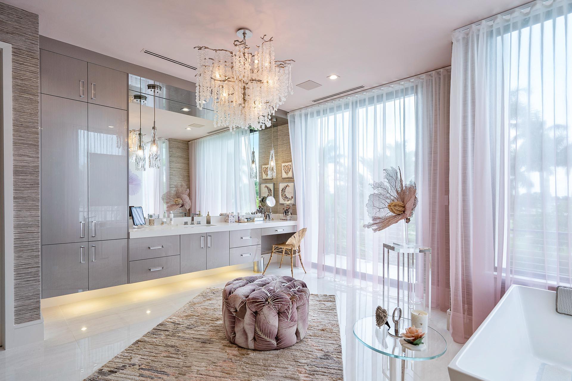 ROYAL PALM YACHT & COUNTR - Residential