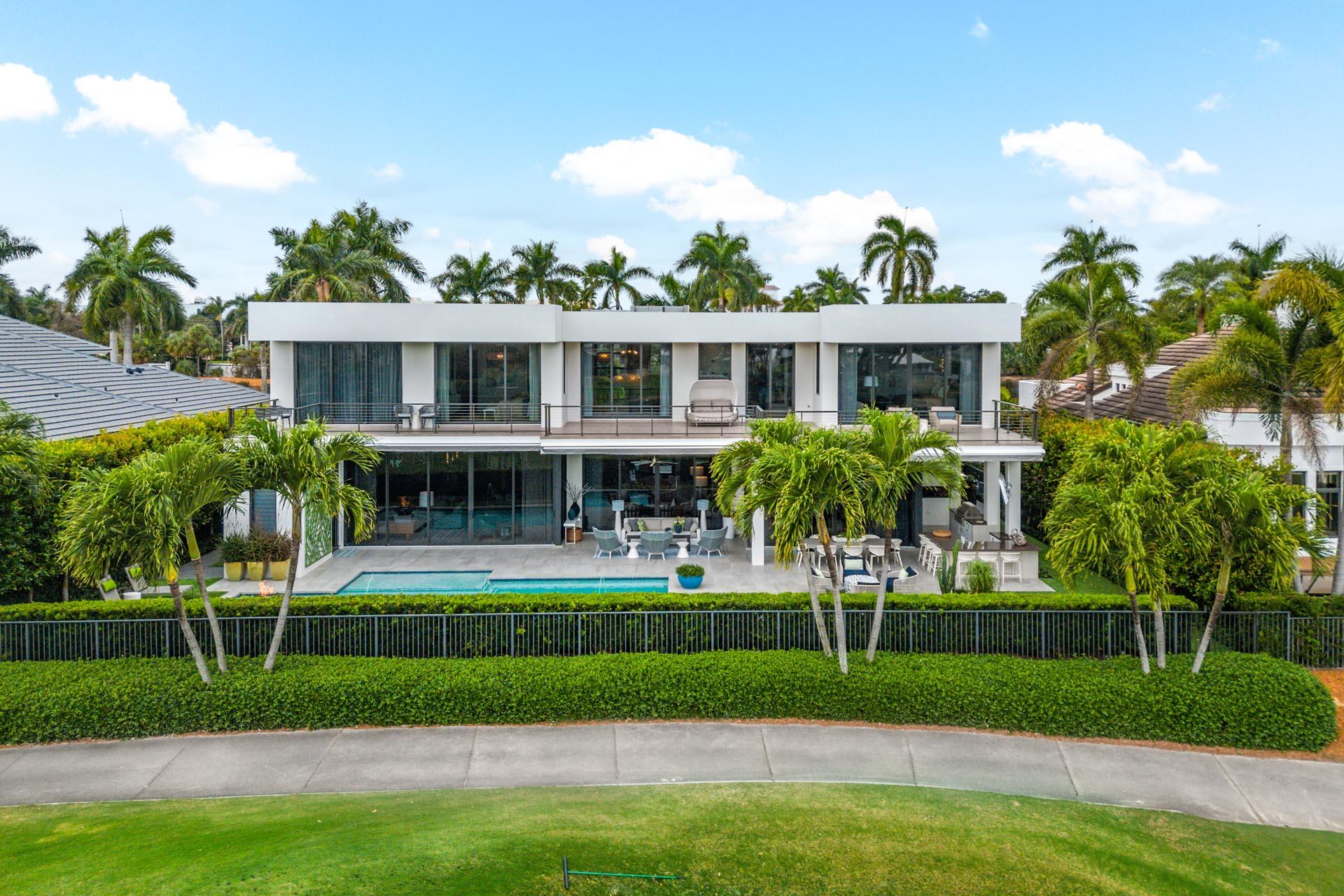 ROYAL PALM YACHT & COUNTRY CLUB - Residential