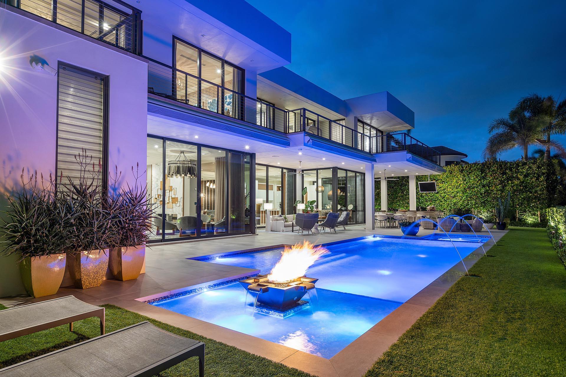 ROYAL PALM YACHT & COUNTR - Residential