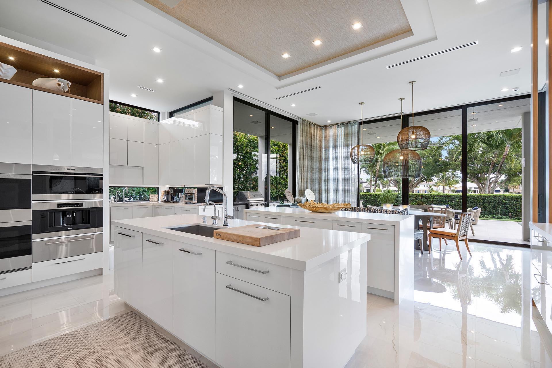 ROYAL PALM YACHT & COUNTR - Residential