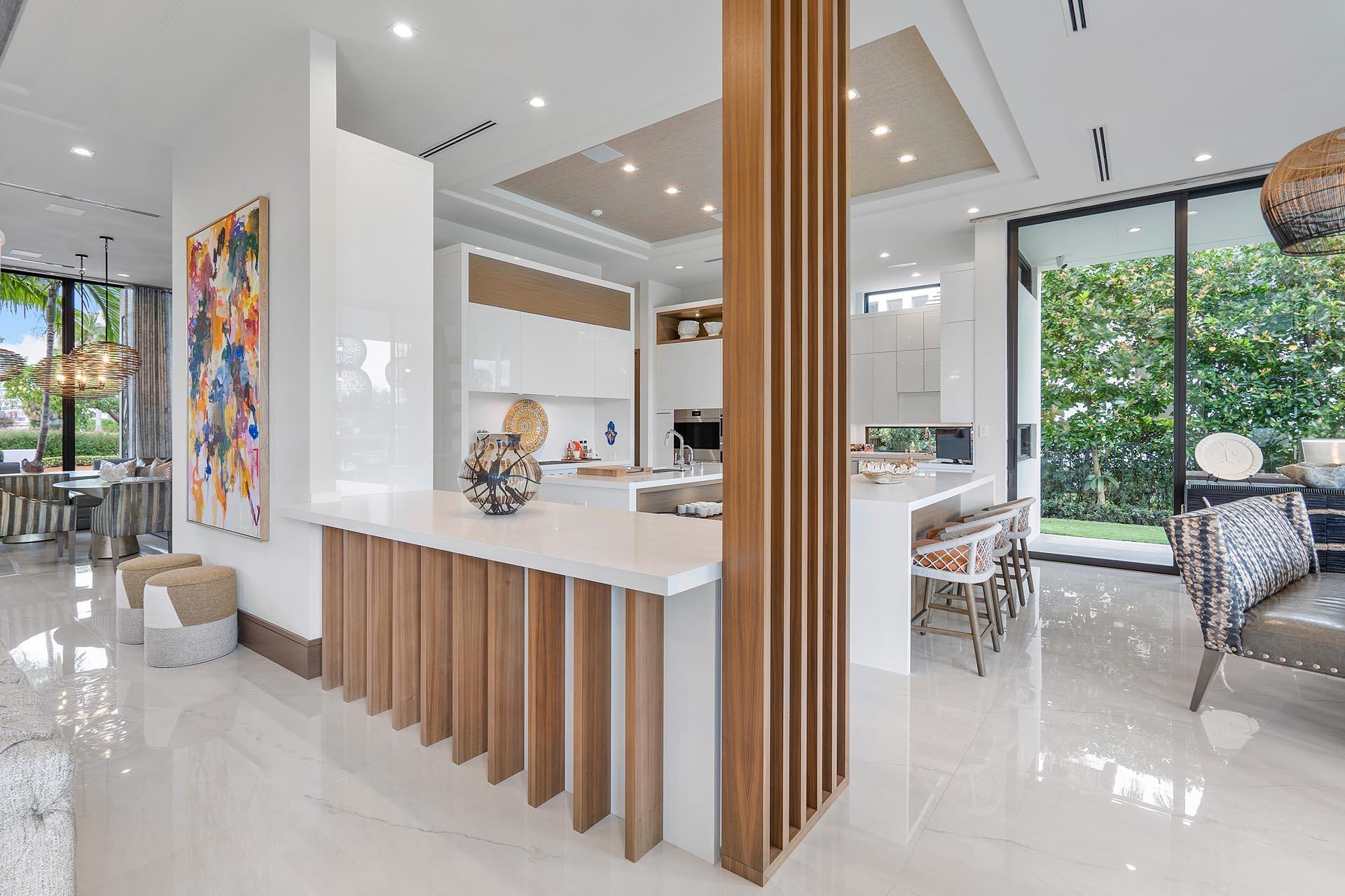 ROYAL PALM YACHT & COUNTRY CLUB - Residential