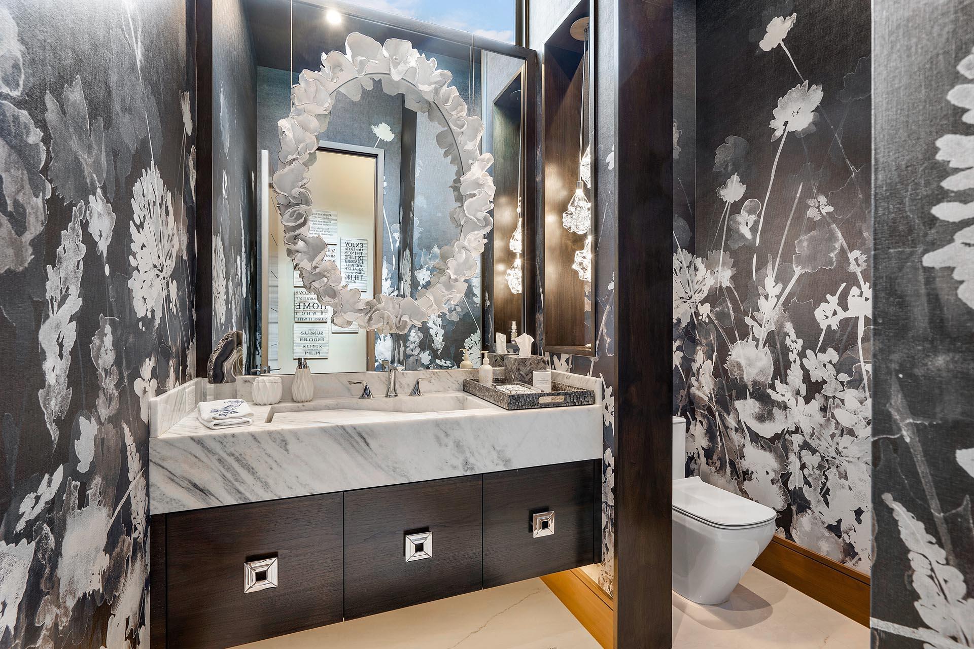 ROYAL PALM YACHT & COUNTR - Residential