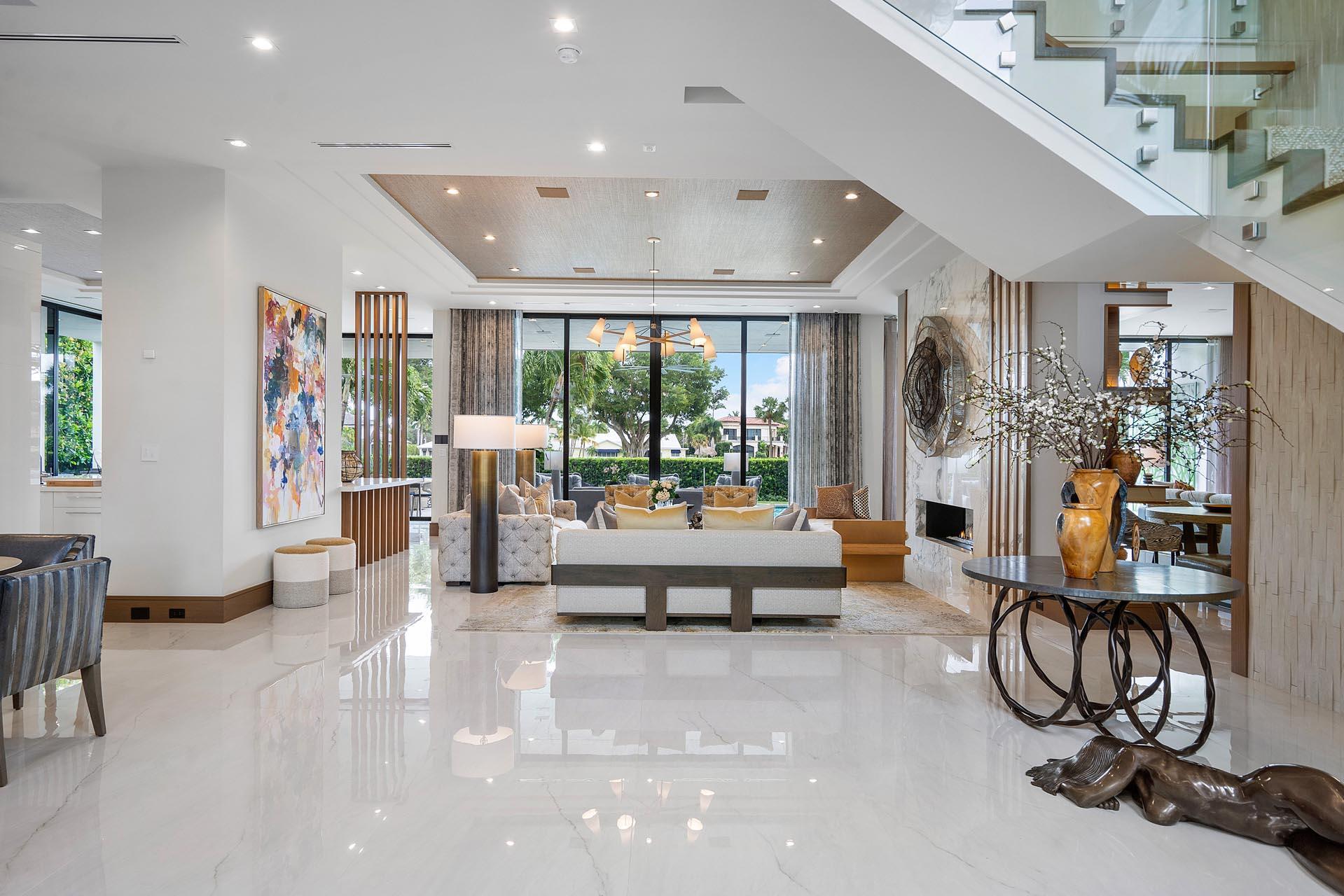 ROYAL PALM YACHT & COUNTR - Residential